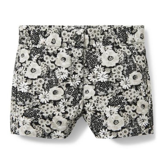 Janie and Jack Other - NWT Janie & Jack black floral canvas shorts 12-18✨